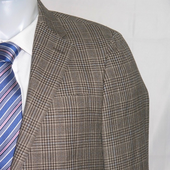 Hickey Freeman Beacon Light Taupe Plaid Two Button Sport Coat 40R NWT